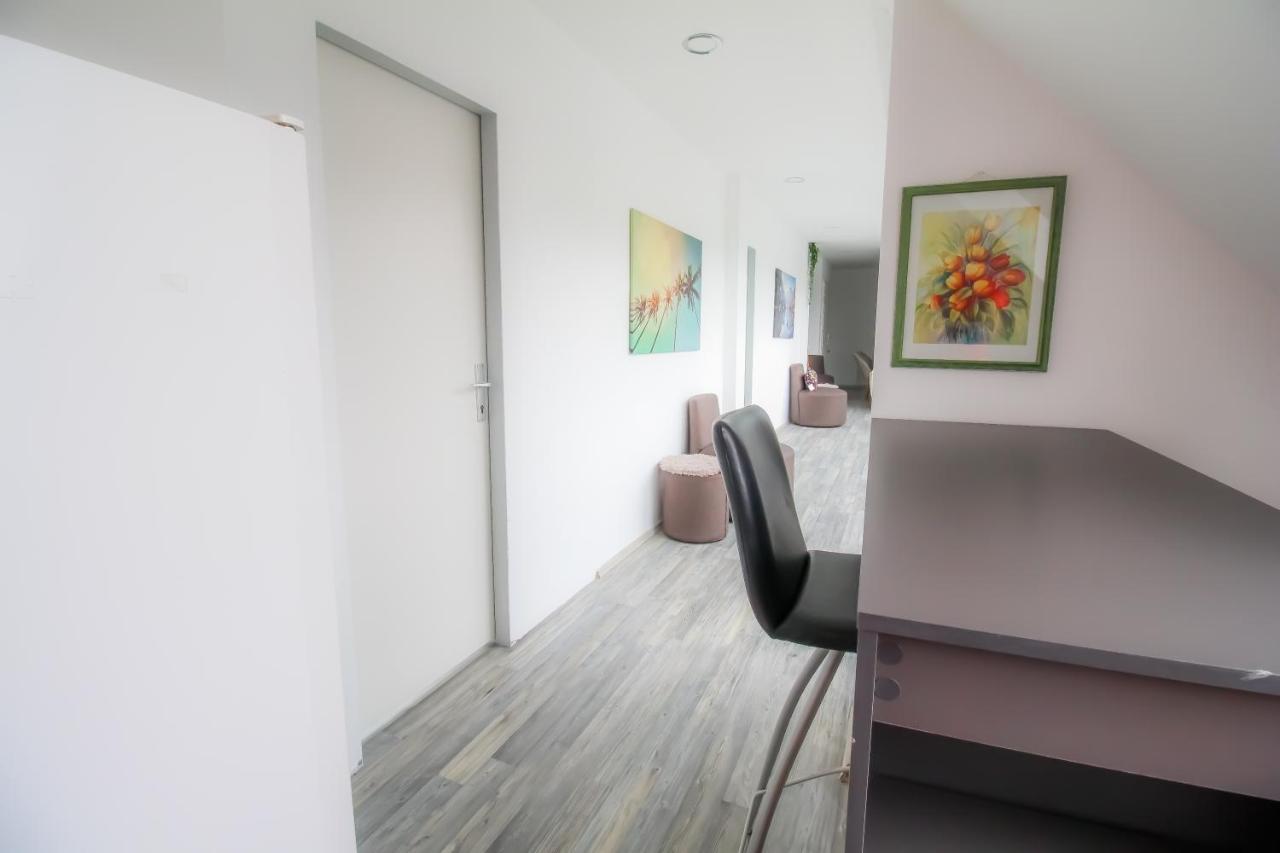 Private Triple Bedroom In Shared Apartment Dw171-4 Wien Exteriör bild